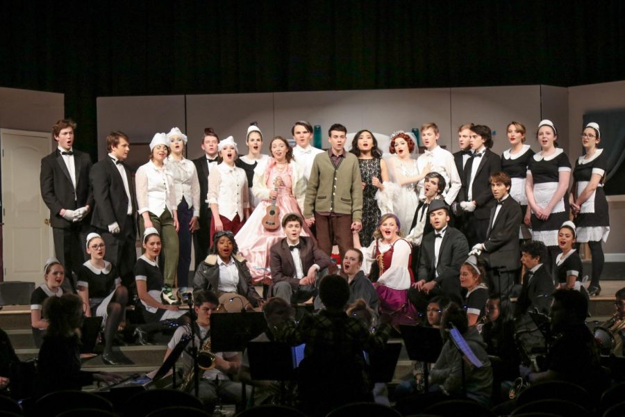 The+entire+cast+of+the+hilarious+musical+comedy+-+The+Drowsy+Chaperone.