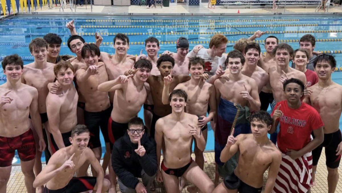 Spalding Men’s Swim Team Caps Off an Outstanding Season!